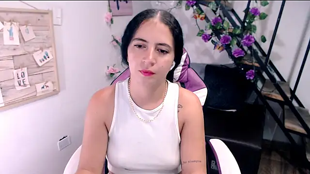samantha baby  online show from May 18, 10:04 pm