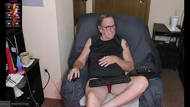 Lusty Kinks online show from January 11, 1:22 pm