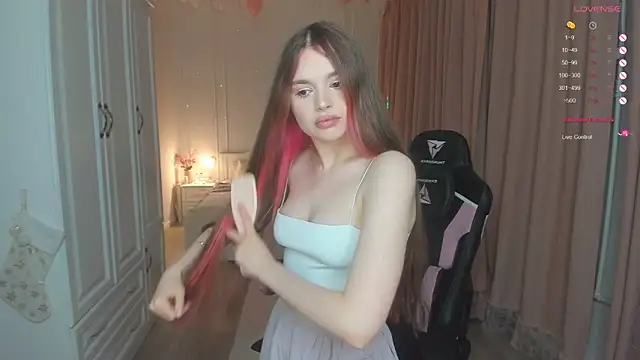 lil cassie online show from February 8, 7:28 pm