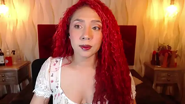 IsabelaLatina online show from May 24, 4:28 am
