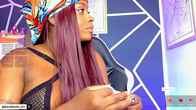 KAROL-SCOTT online show from November 6, 8:32 pm