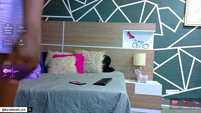 KAROL-SCOTT online show from November 21, 7:45 pm