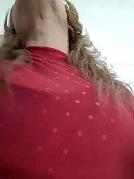 Snapshot of Evehampy chatting on February 1, 7:34 pm Evehampy online show from February 1, 7:34 pm