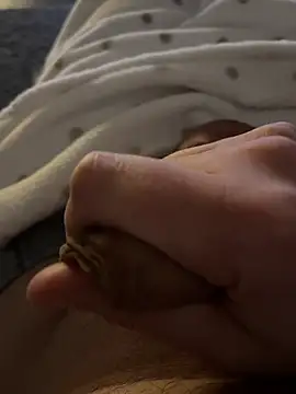 Snapshot of alieno27 chatting on January 19, 8:30 pm alieno27 online show from January 19, 8:30 pm