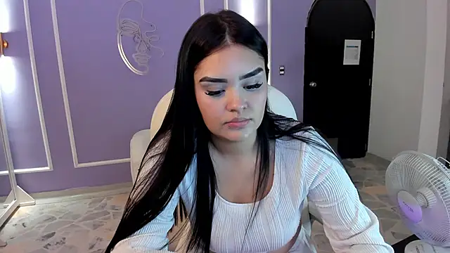 martinasaez online show from January 25, 10:50 pm