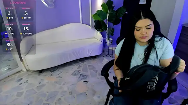 martinasaez online show from September 19, 8:20 pm