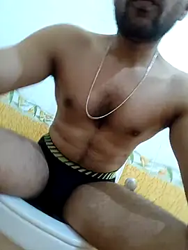 Snapshot of Casting_Design chatting on February 8, 2:47 am Casting Design online show from February 8, 2:47 am