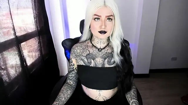 Anaii Gomez online show from December 17, 7:31 pm