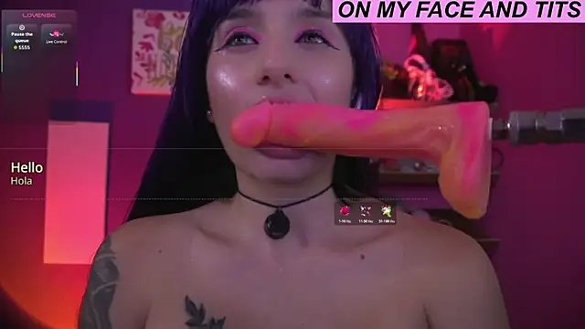 Snapshot of Sisirojas chatting on March 8, 3:10 am Sisirojas online show from March 8, 3:10 am