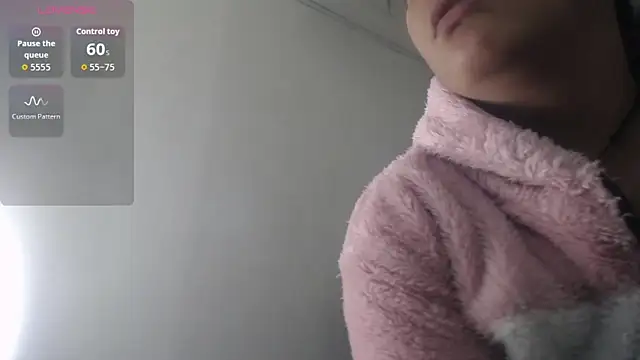 Snapshot of Charis_21 chatting on October 8, 1:03 am Charis 21 online show from October 8, 1:03 am