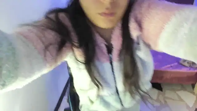 Snapshot of Charis_21 chatting on October 29, 3:09 am Charis 21 online show from October 29, 3:09 am