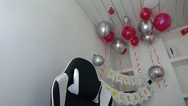 Charis 21 online show from November 14, 9:08 am