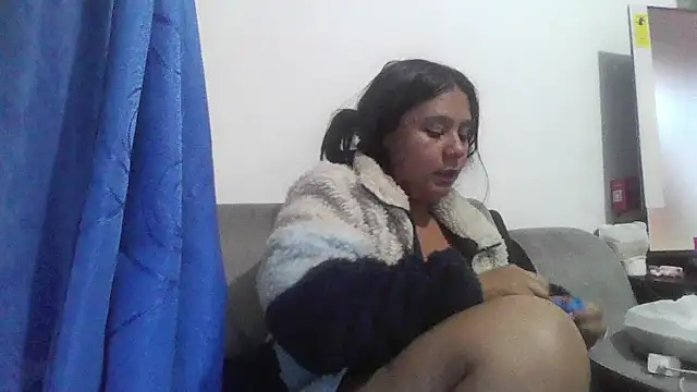 Charis 21 online show from May 11, 2:39 am