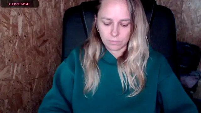 las sweet online show from July 7, 3:27 pm