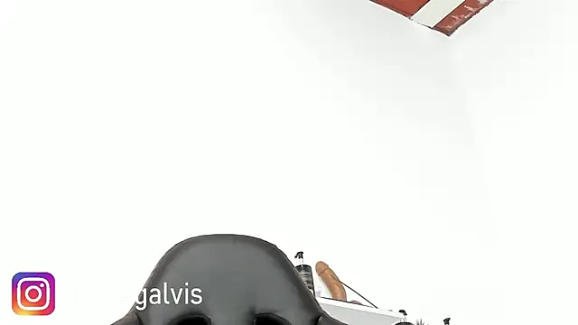 Kloe-squirts online show from March 27, 1:55 pm