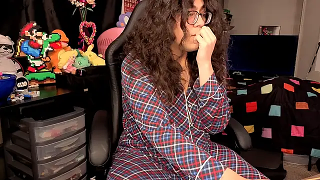 ShinyCherub online show from September 26, 7:18 pm