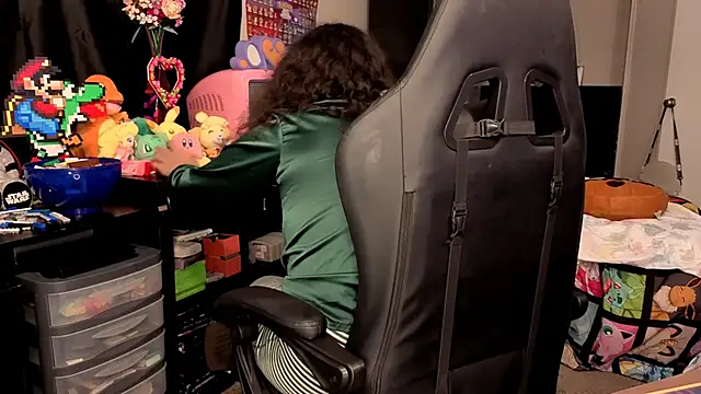 ShinyCherub online show from September 28, 6:02 pm