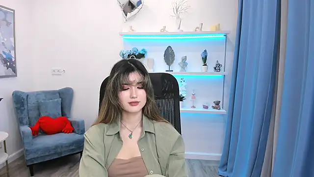 AnneTLi online show from June 20, 3:20 am