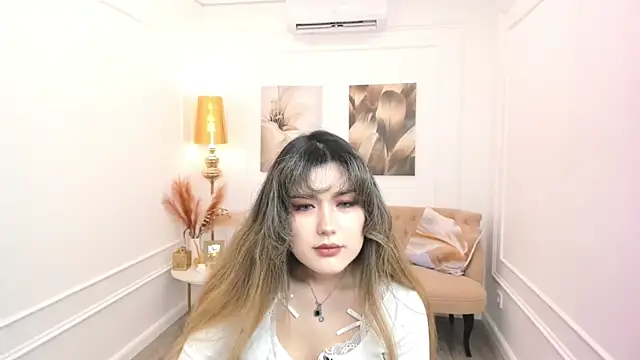 AnneTLi online show from June 21, 3:20 am