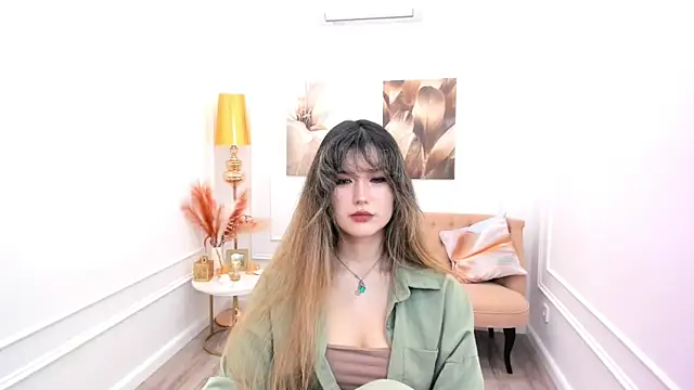 AnneTLi online show from June 24, 7:13 pm