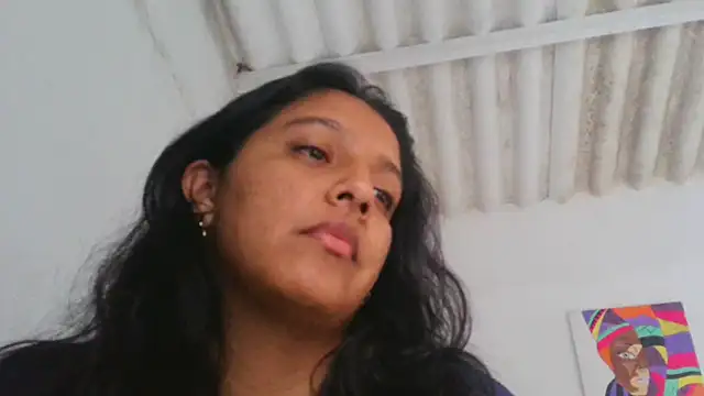 almaswan1 online show from March 3, 8:43 pm