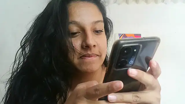 almaswan1 online show from March 4, 6:50 pm