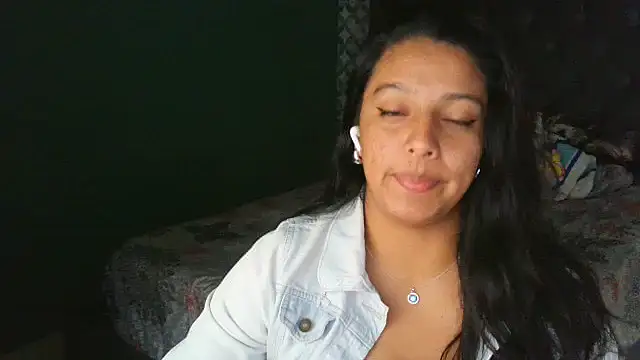 almaswan1 online show from October 2, 3:41 pm