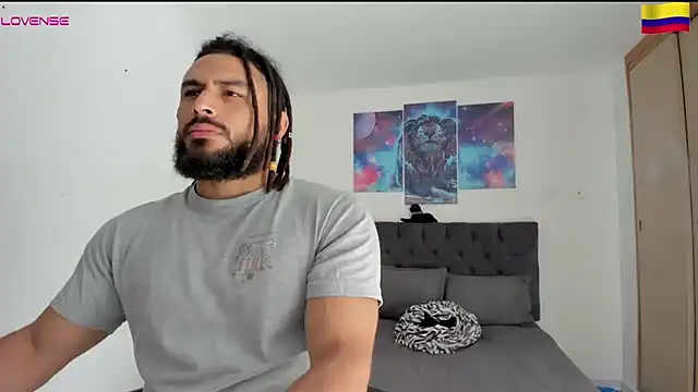 Louis marley   online show from December 11, 2:00 pm