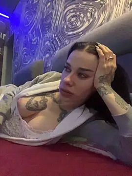 Snapshot of Queen_of_pain chatting on December 22, 6:43 am Queen of pain online show from December 22, 6:43 am