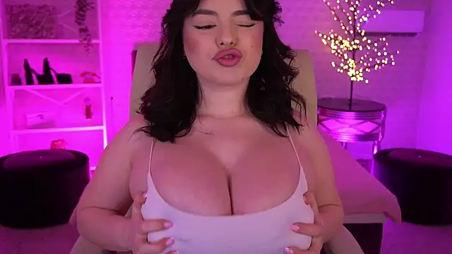 Daenerys Daenn online show from May 20, 1:50 pm