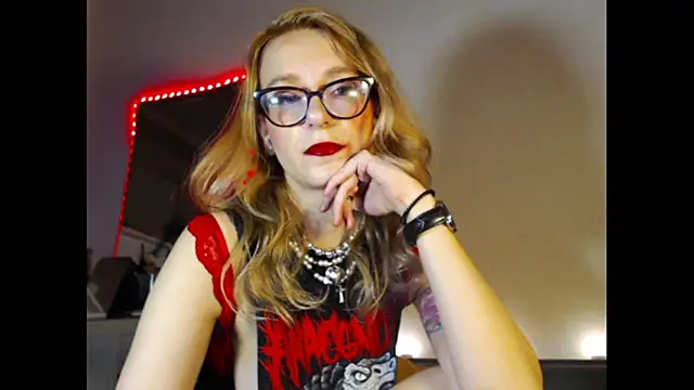 welliza online show from December 28, 11:48 pm