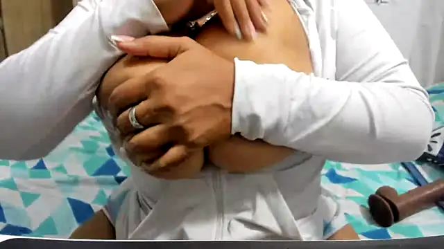 carlos and diana online show from March 27, 5:13 am