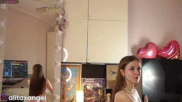 AlitaXAngelic online show from March 28, 5:56 pm