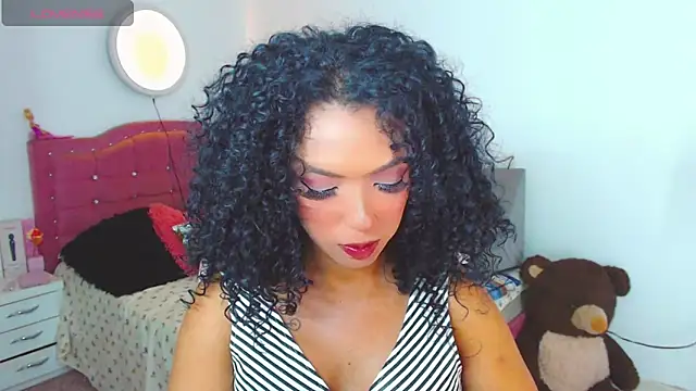 Tanedra collings online show from May 9, 2:06 am