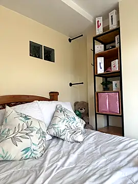 Snapshot of Nicollemays chatting on October 7, 1:08 pm Nicollemays online show from October 7, 1:08 pm