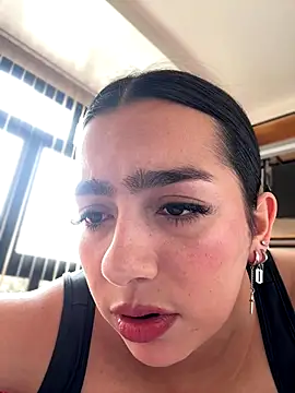 Snapshot of Nicollemays chatting on November 5, 4:07 pm Nicollemays online show from November 5, 4:07 pm