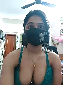 Snapshot of Suvosri chatting on January 29, 2:32 pm Suvosri online show from January 29, 2:32 pm
