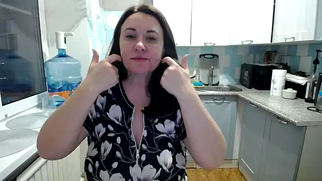 DonnaMagdalena online show from December 20, 6:08 am