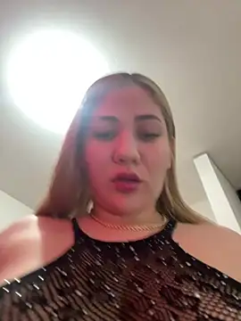 Celestedubois online show from February 5, 7:07 pm