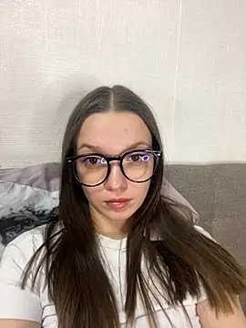 Tender-Mia online show from March 15, 4:46 pm