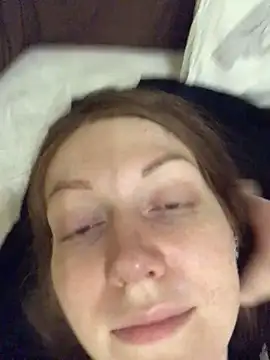 Snapshot of _Sweet_Love_ chatting on April 3, 2:37 pm Sweet Love online show from April 3, 2:37 pm