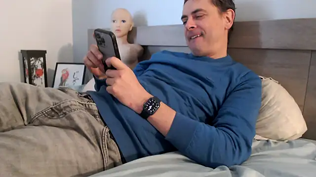 freddy0222222 online show from October 14, 11:00 am