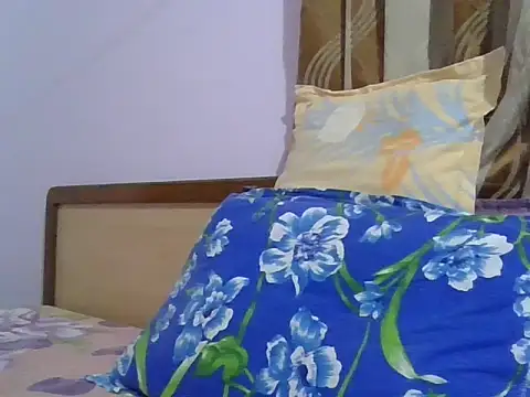 mrose8080 online show from December 17, 8:04 pm