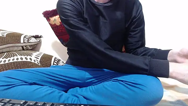 Alexdelarge323 online show from March 17, 1:47 pm