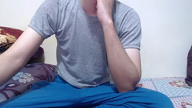 Alexdelarge323 online show from May 12, 2:25 pm