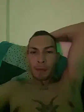 peterhot online show from April 22, 2:47 am