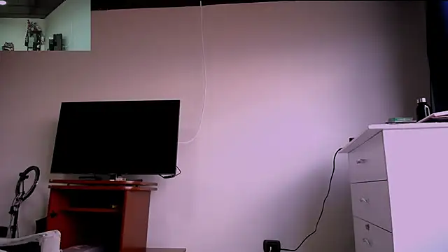 Snapshot of jessi_4 chatting on March 20, 4:34 pm jessi 4 online show from March 20, 4:34 pm