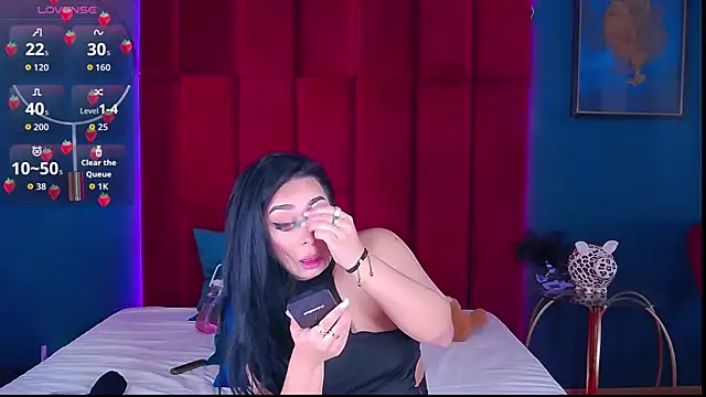 MadyLuxxx online show from May 9, 6:57 pm