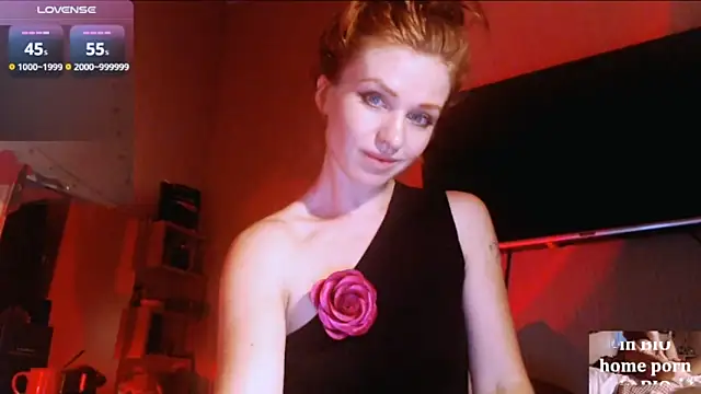 Cassie Wild online show from March 14, 1:46 pm