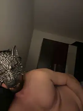 Tomhot3869 online show from December 1, 8:36 pm